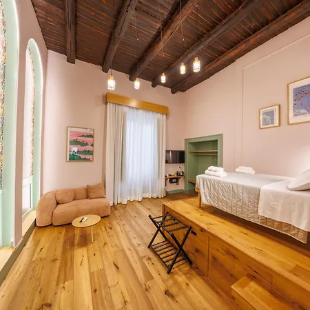 Affittacamere The Tribunali By Houseinnaples